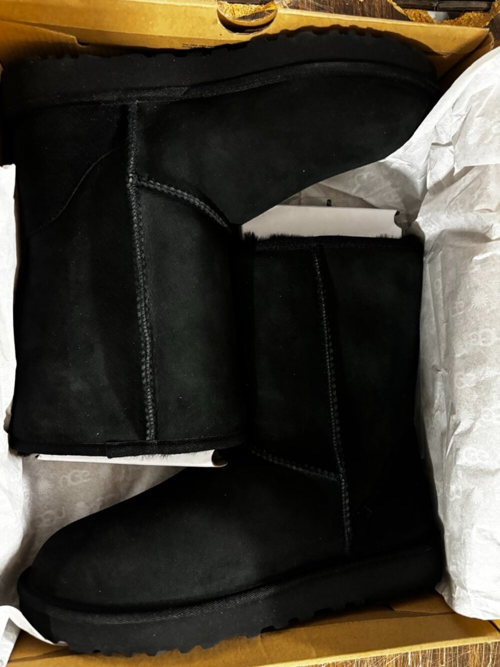 UGG Classic Short II Boots – Black – Women’s Size 9 – New